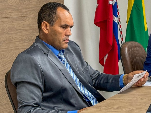 Executivo sanciona Projeto de Lei do vereador Jonas Amorim para instituir o Programa Municipal de Arborização Urbana em Maracás