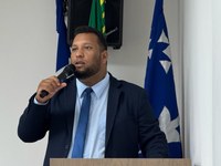Projetos do vereador Alex Gomes (PDT) para instituir a Novena e Festa de Nossa Senhora das Graças, e a Quadrilha do Cuscuz como patrimônios imateriais e culturais de Maracás são sancionados pelo Executivo municipal