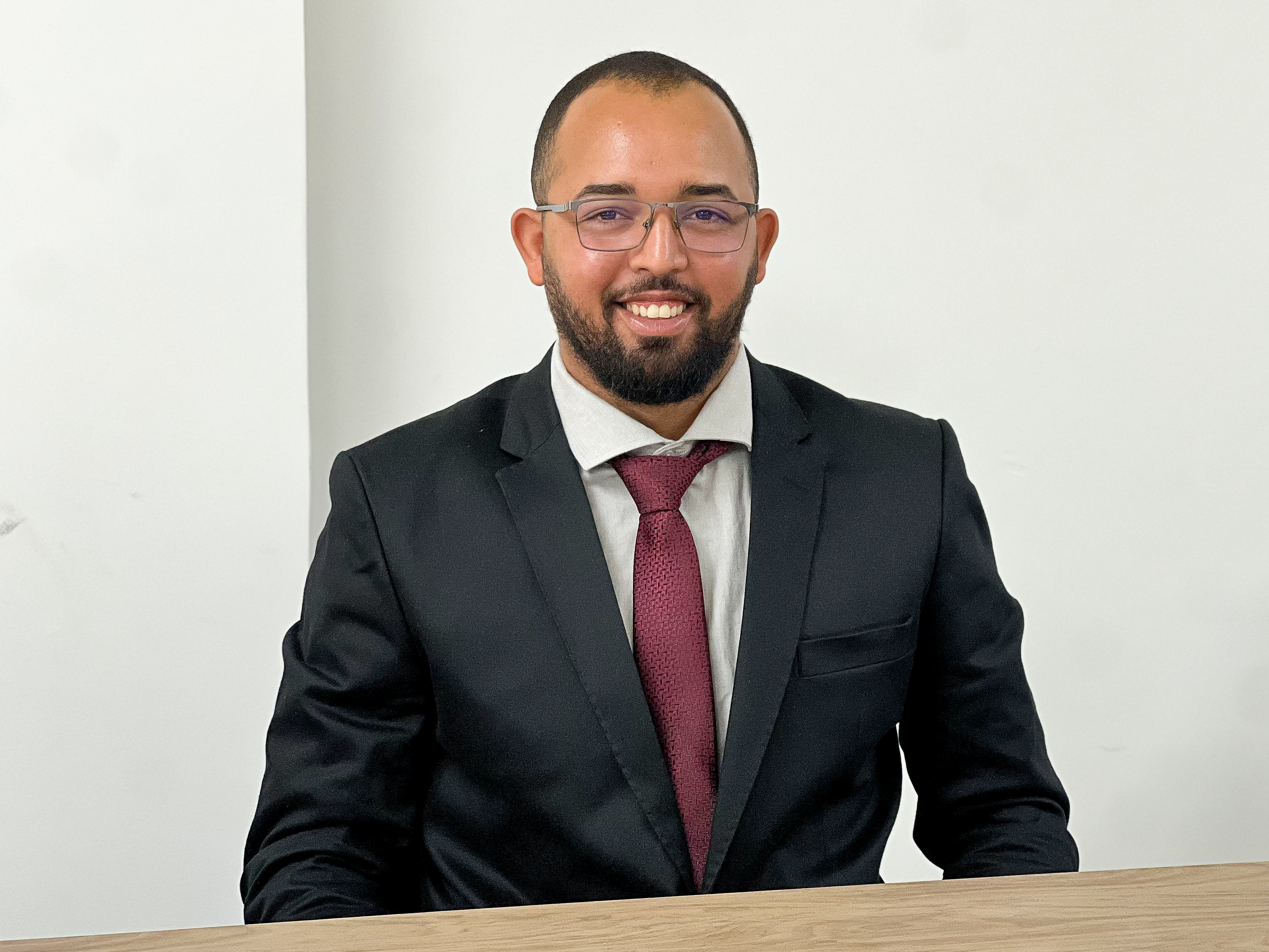 Vereador Hellyan Gonçalves (PSD) indica ao Executivo a reforma da quadra do Maracaizinho	
