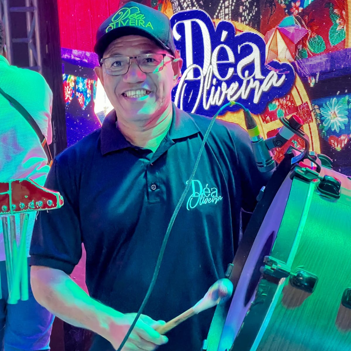 Vereador Hellyan homenageia o músico Denilson Licio, popular Jack Swing com Título de Cidadão Maracaense